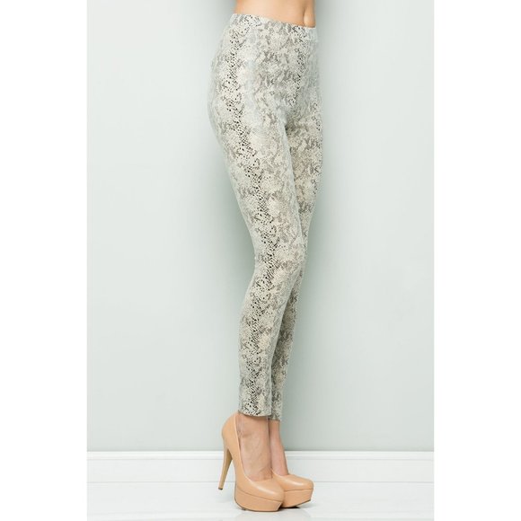 See and Be Seen Snake Skin Leggings, Off White - Picture 3 of 5